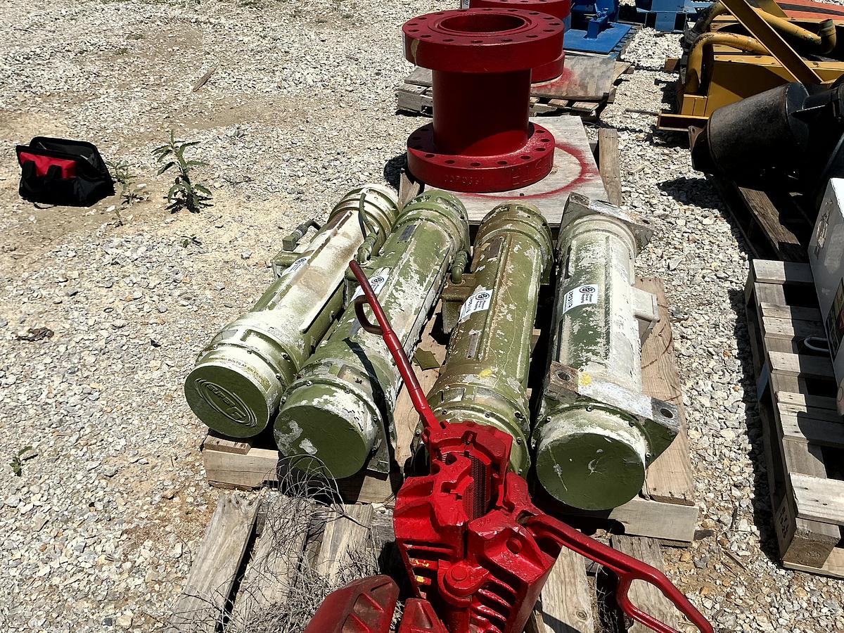 Used Derrick Electrical Industrial Vibrator