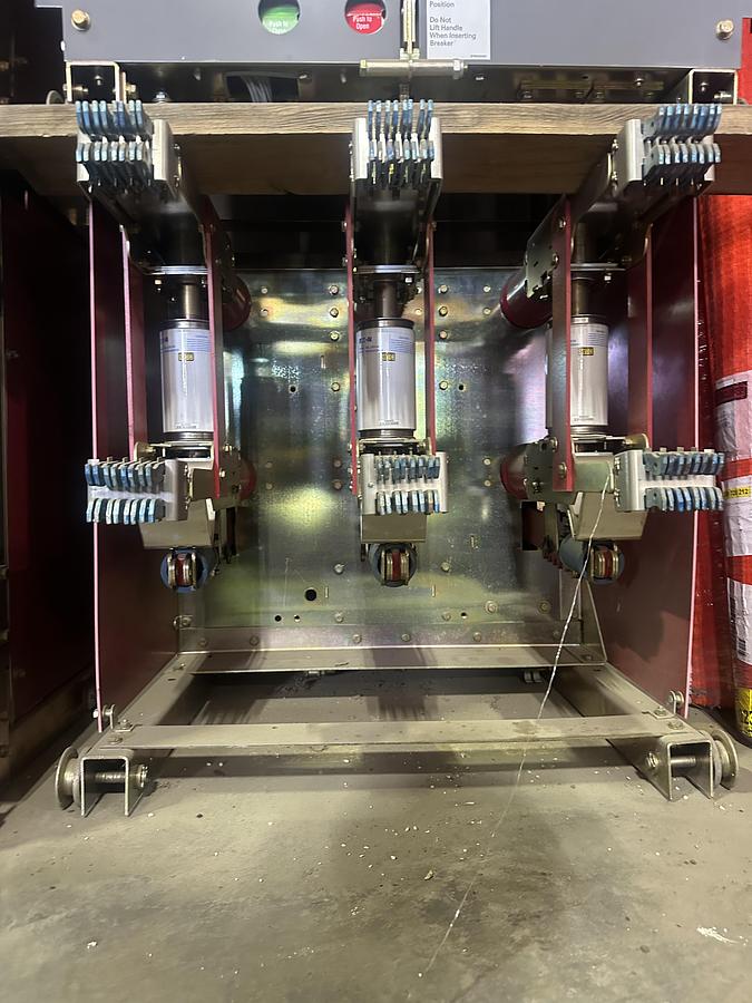 Used 2002 Cutler-Hammer 150VCB W500