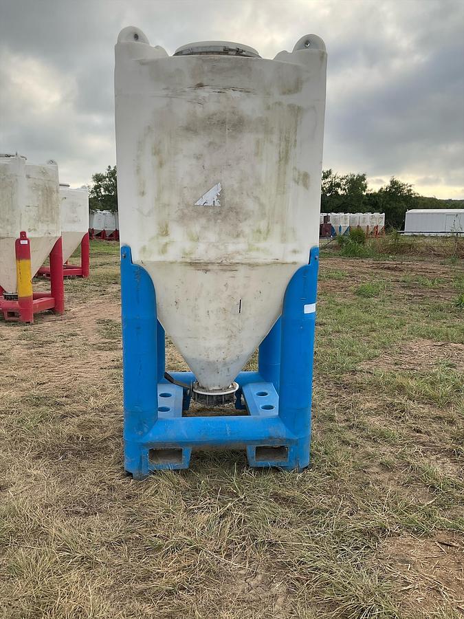 Used Snyder Flow Master Hopper