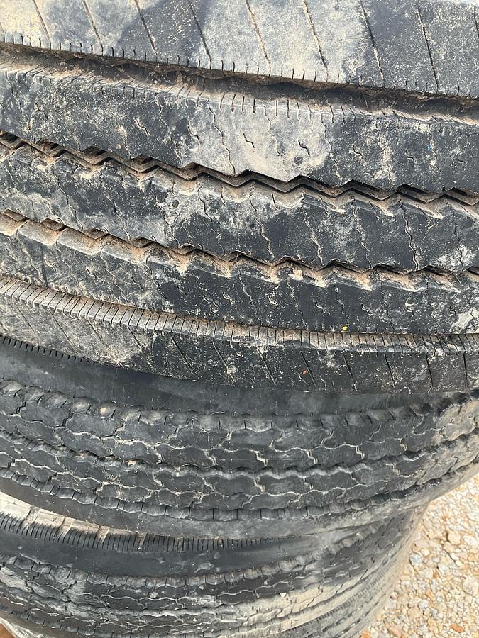 Used Michelin XZE2 Radial Tires (4)