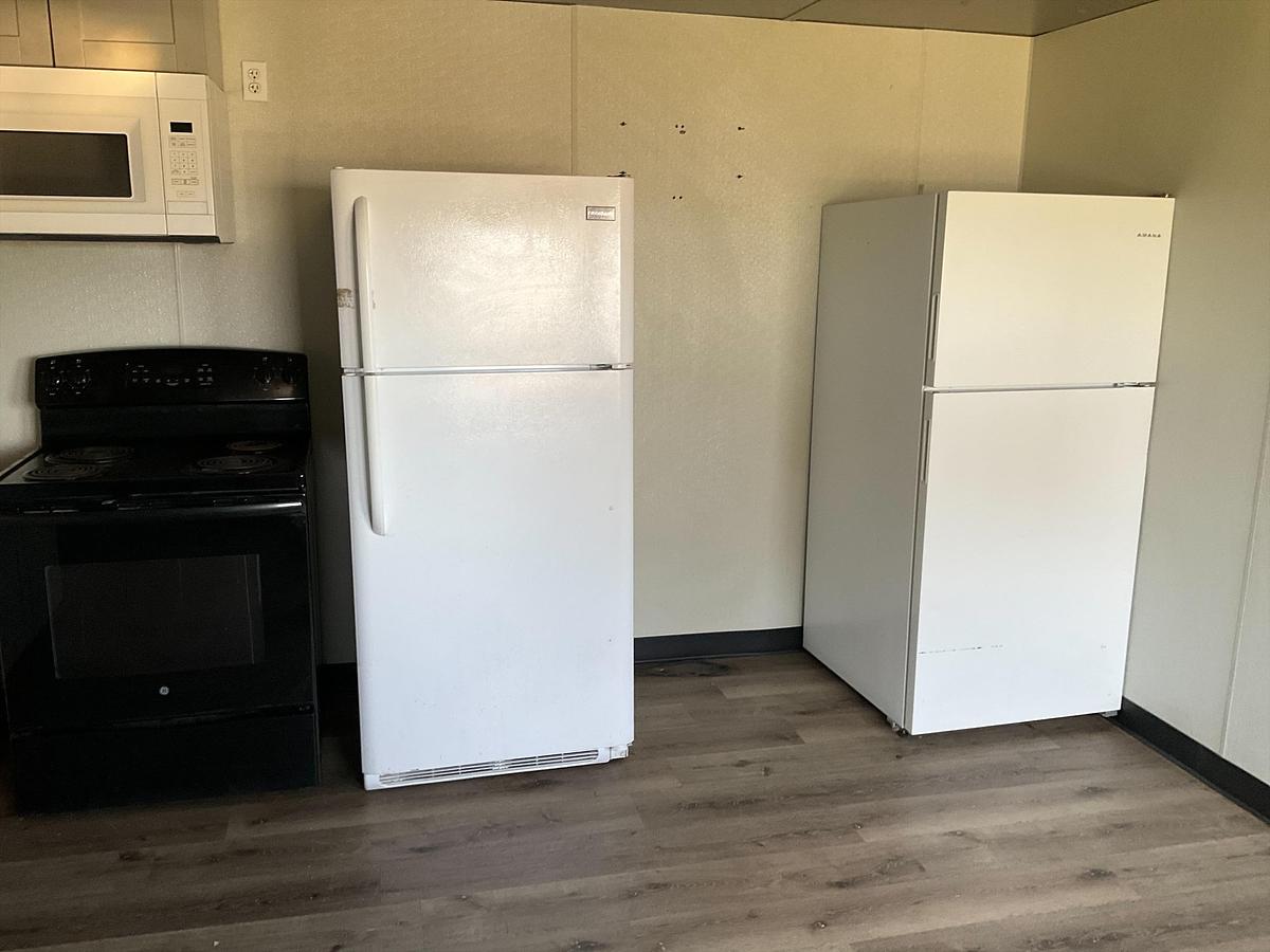 Used Ameritech 3 Bdrm 2 Bth Man Camp