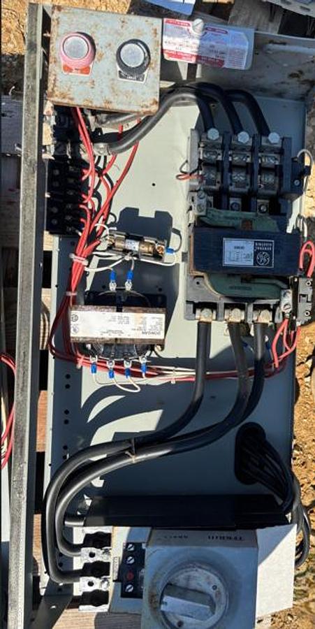Used GE Control Panel 60 HZ, 460 Volt, Size 4, Type: FVNR