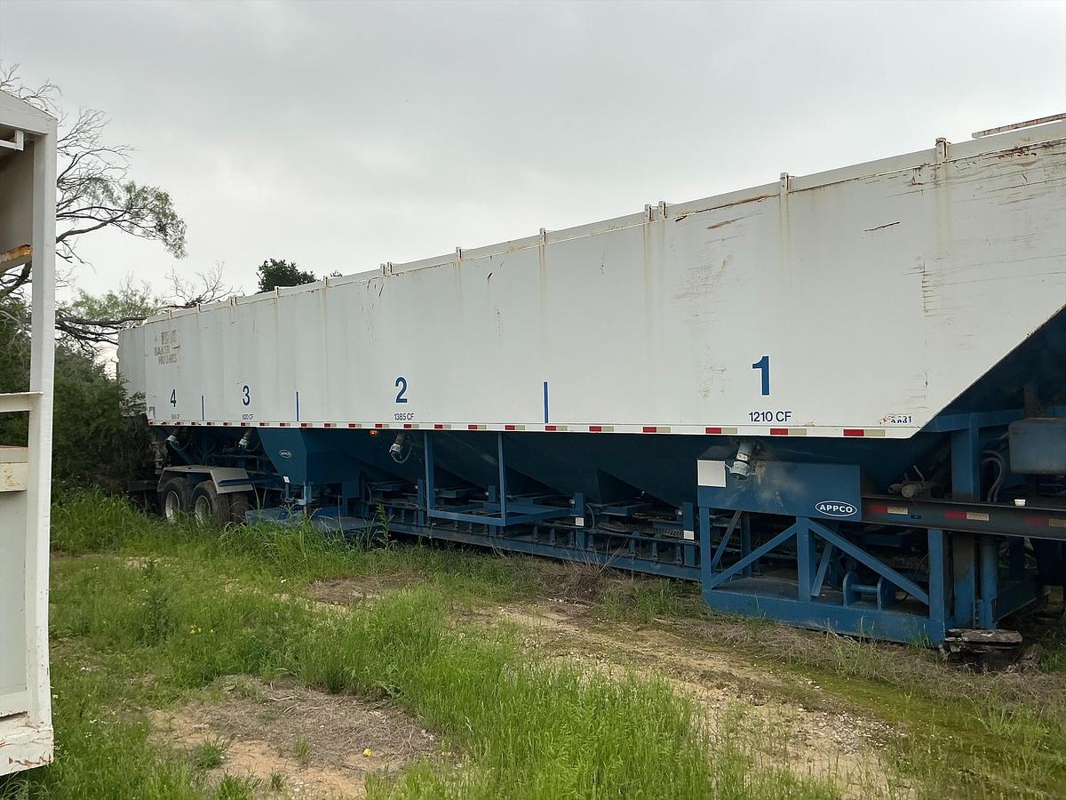 Used 2011 Appco Sand King FS-40 Portable Transfer Trailer