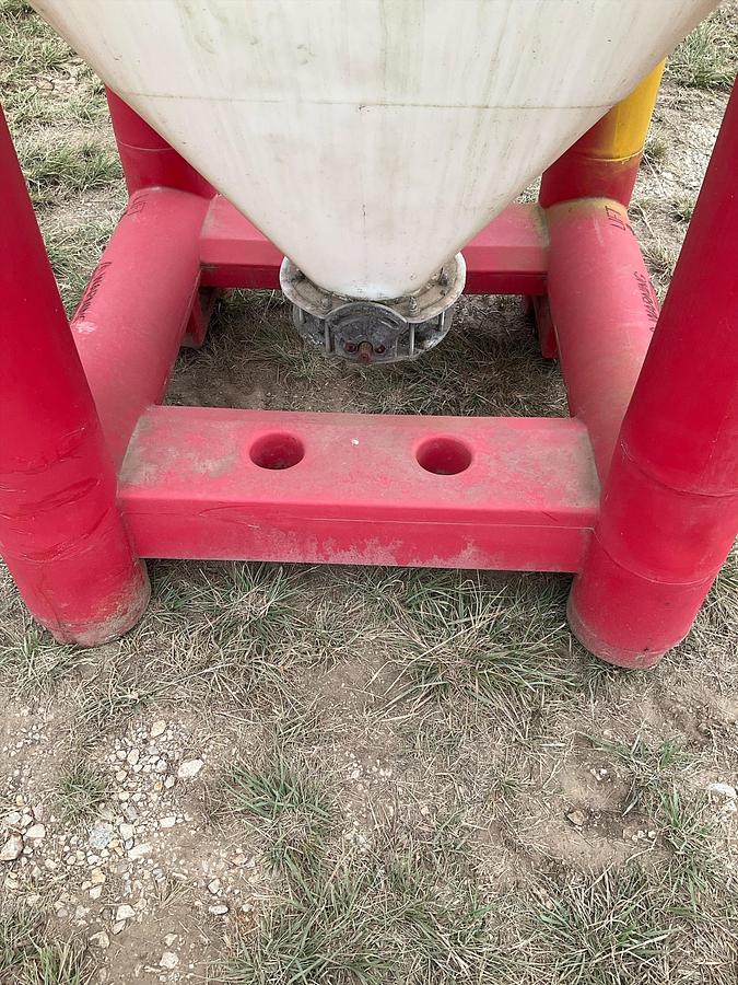 Used Snyder Flow Master Hopper