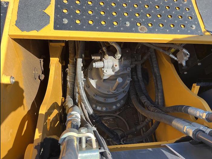 Used 2015 John Deere 350G Tracked Exca