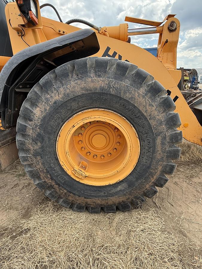 Used Hyundai HL760-9 Wheel Loader