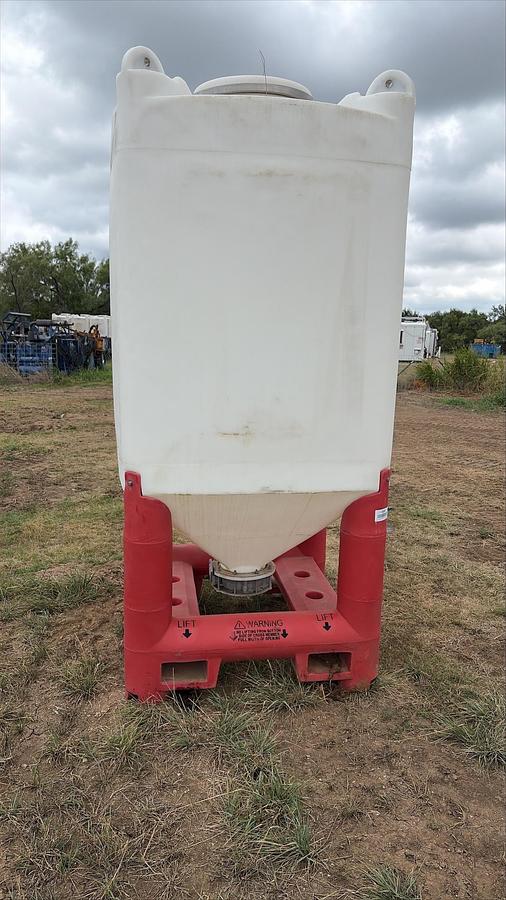 Used Snyder Flow Master Hopper