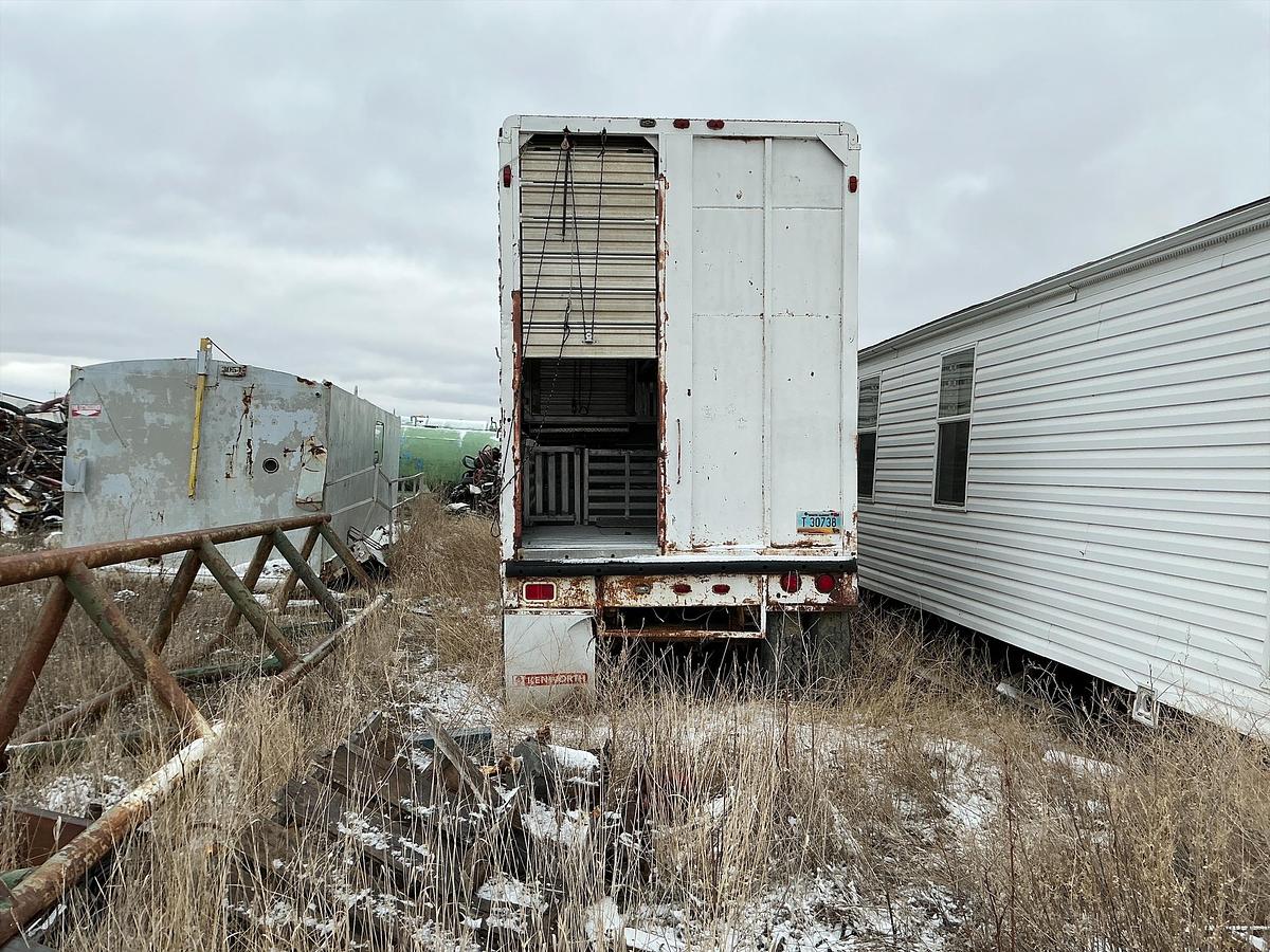 Used 1976 Wilson Bull Livestock Trailer