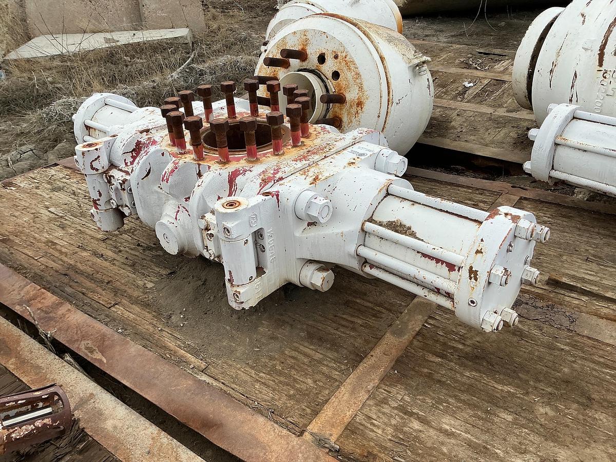Used Shaffer 5x11 Single Ram BOP 