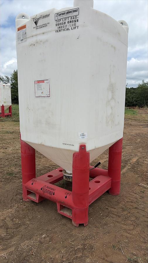 Used Snyder Flow Master Hopper 