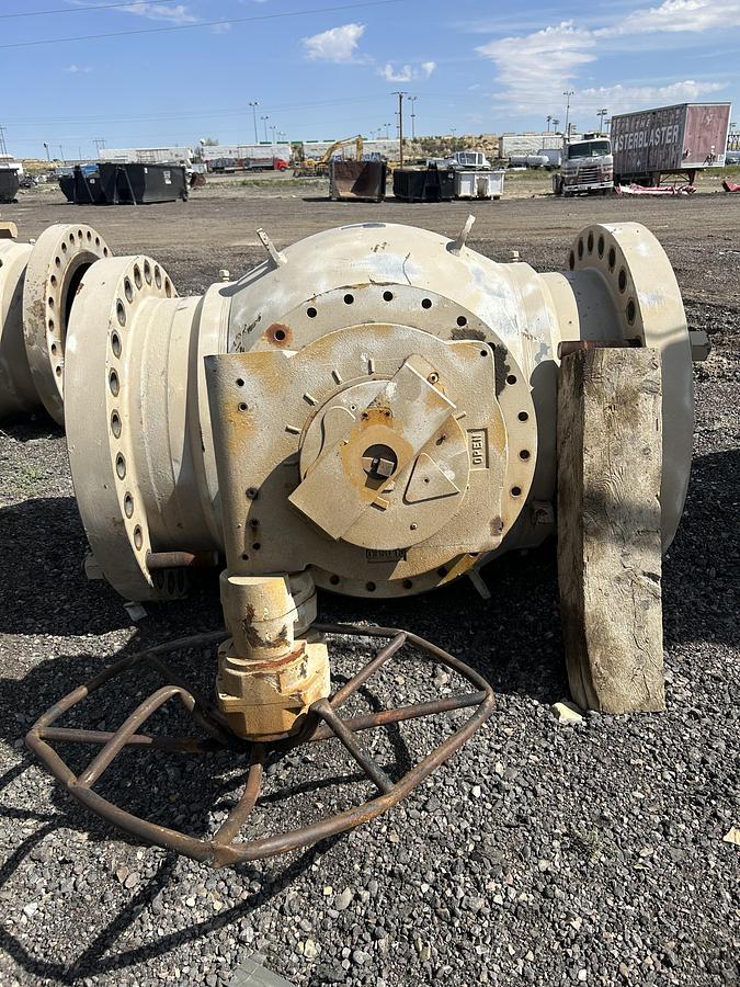 Used 30" Ball Valve with Actuator