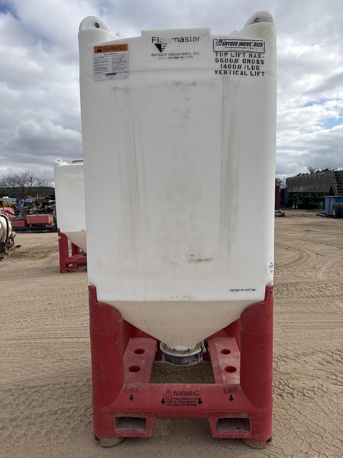 Used Flow master Vertical Hopper 80CF