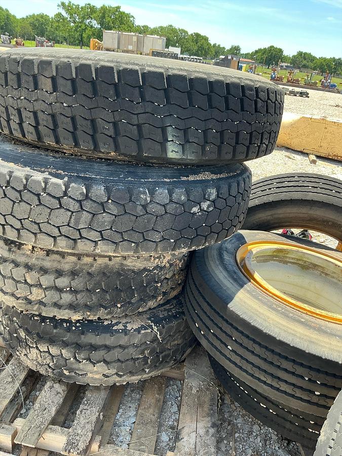 Used 4 Yokohama Super Steel 793R Tires