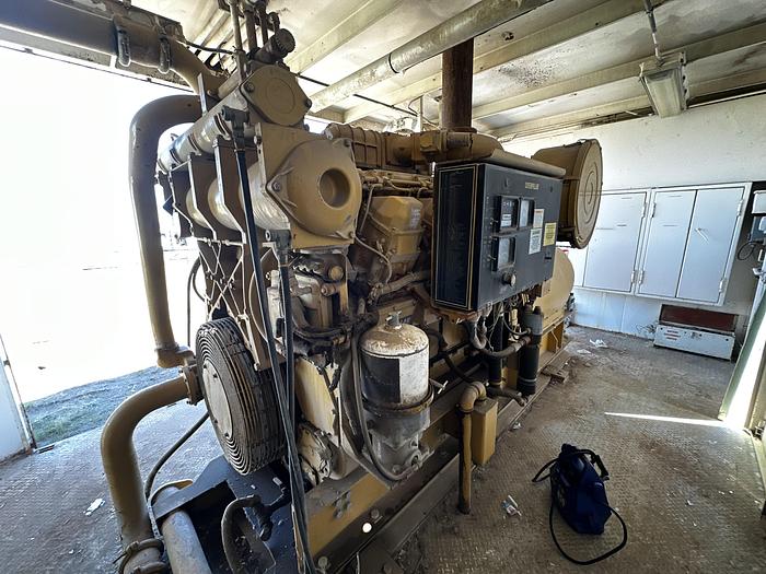 Used 2001 Cat 3508-B 800KW Generator