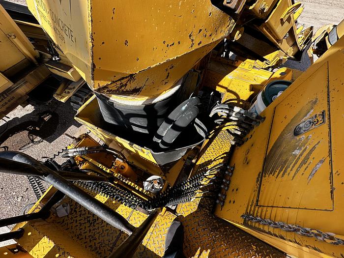 Used 1996 Gomaco GT-3600 Curb & Gutter Machine