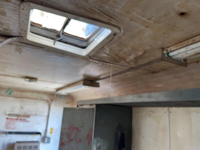 Used 2010 CARGO CRAFT 21 ft T/A Enclosed Trailer