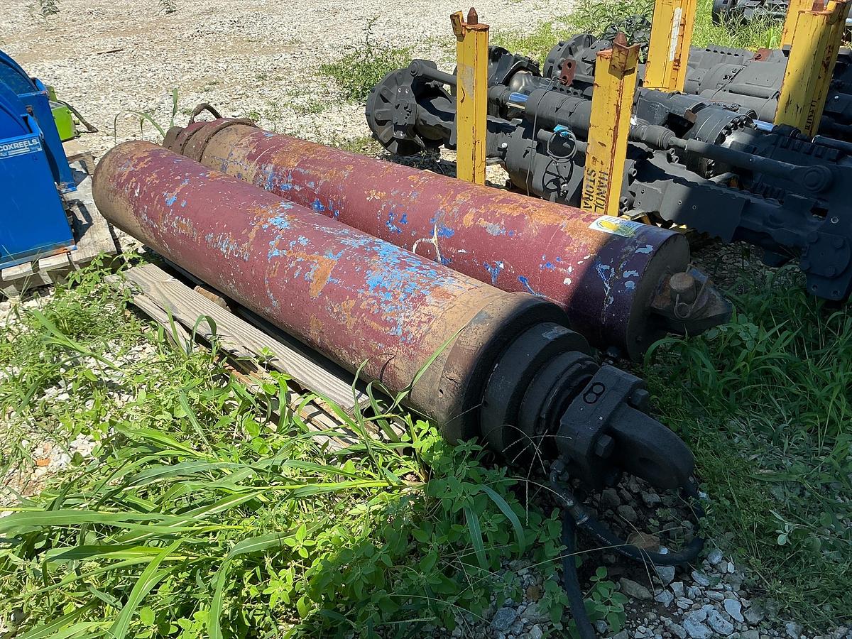 Used Hydraulic Cylinders x2