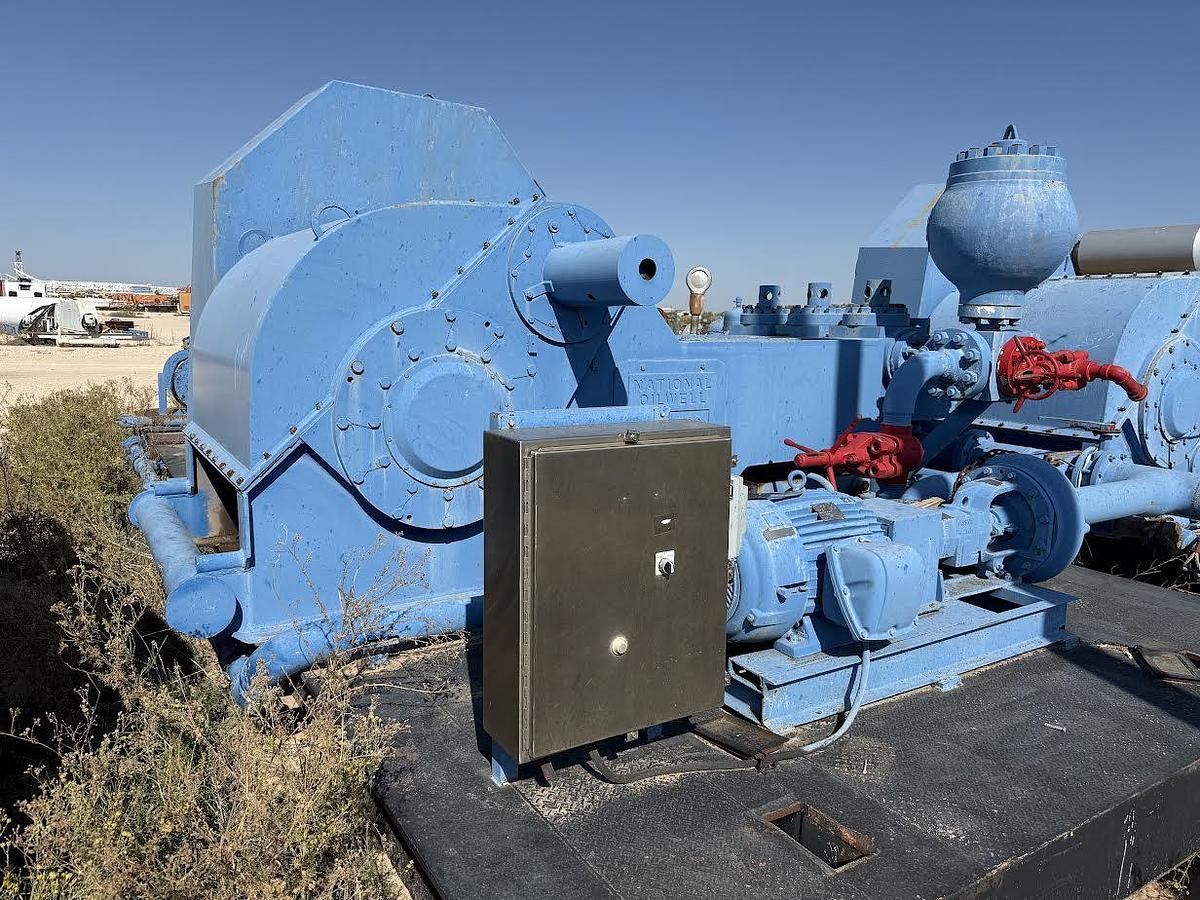 Used National 10P-1300 Triplex Mud Pump