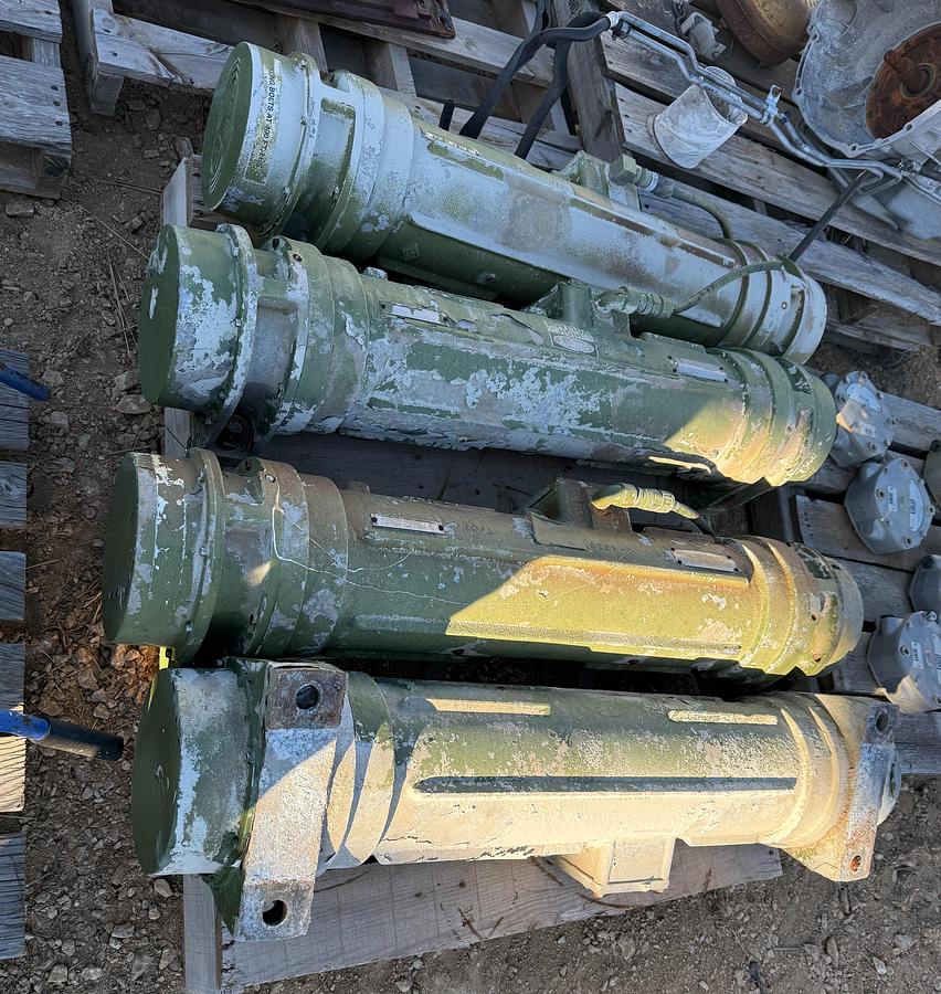 Used Derrick Vibrating Motors
