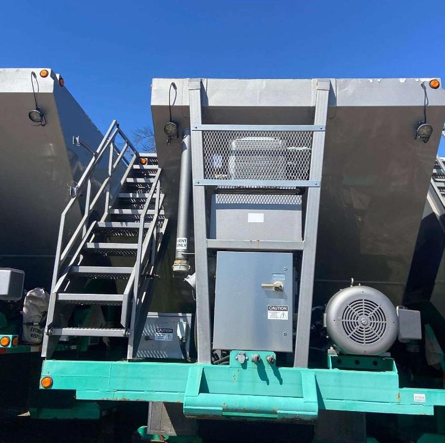 Used 2013 CHARLTON & HILL ESH-1701 T/A SAND HOGG TRAILER