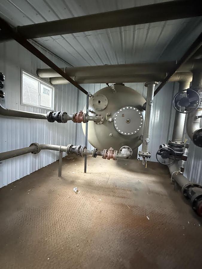 Used 2 Phase Seperator