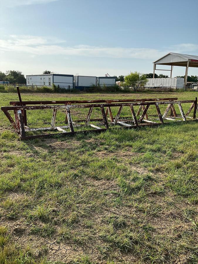 Used Pipe Racks – Set of 2