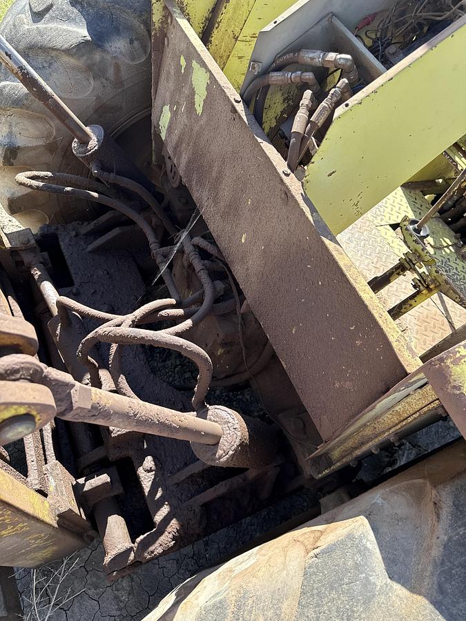 Used White  fork lift  263