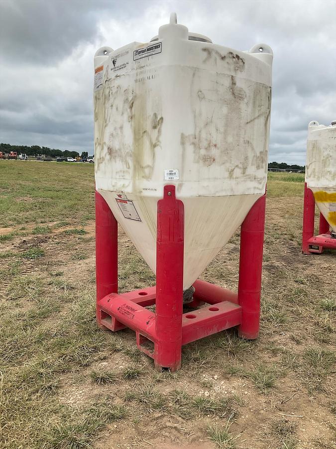 Used Snyder Flow Master Hopper