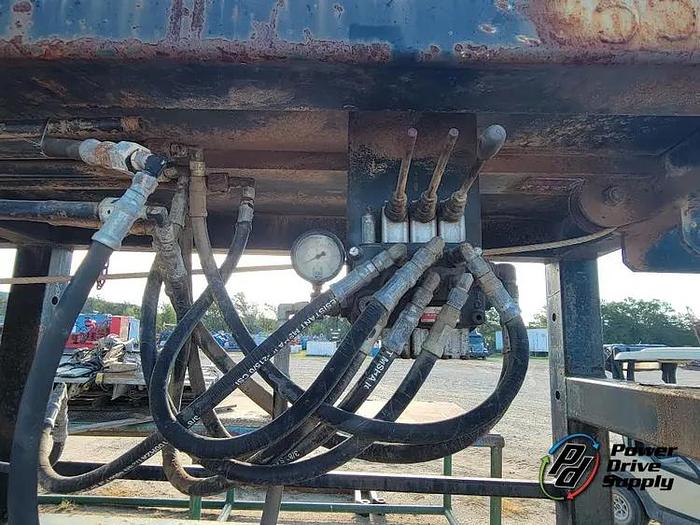 Used Hydraulic Pipe Handler