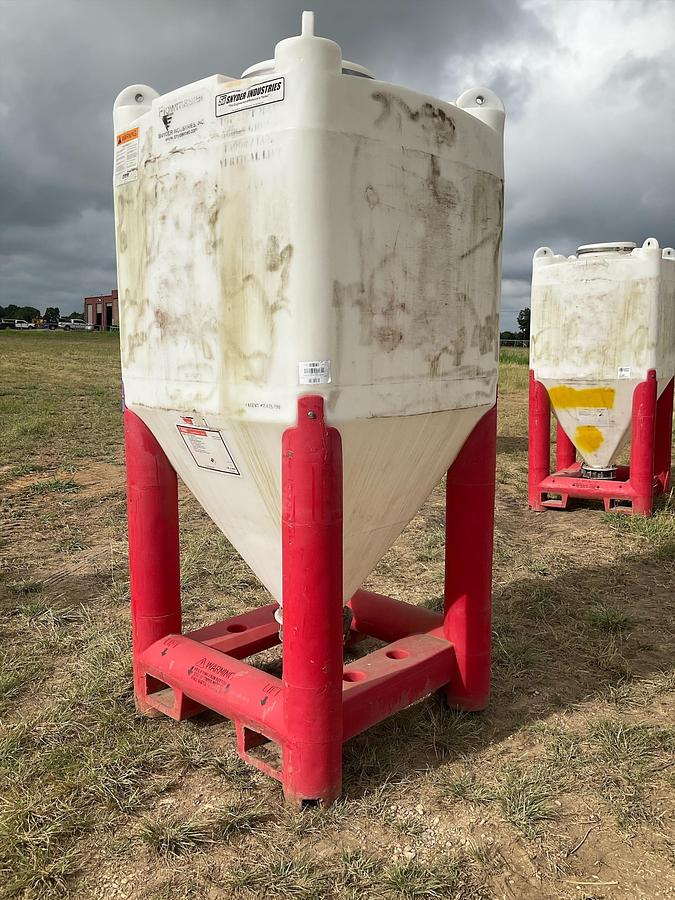 Used Snyder Flow Master Hopper