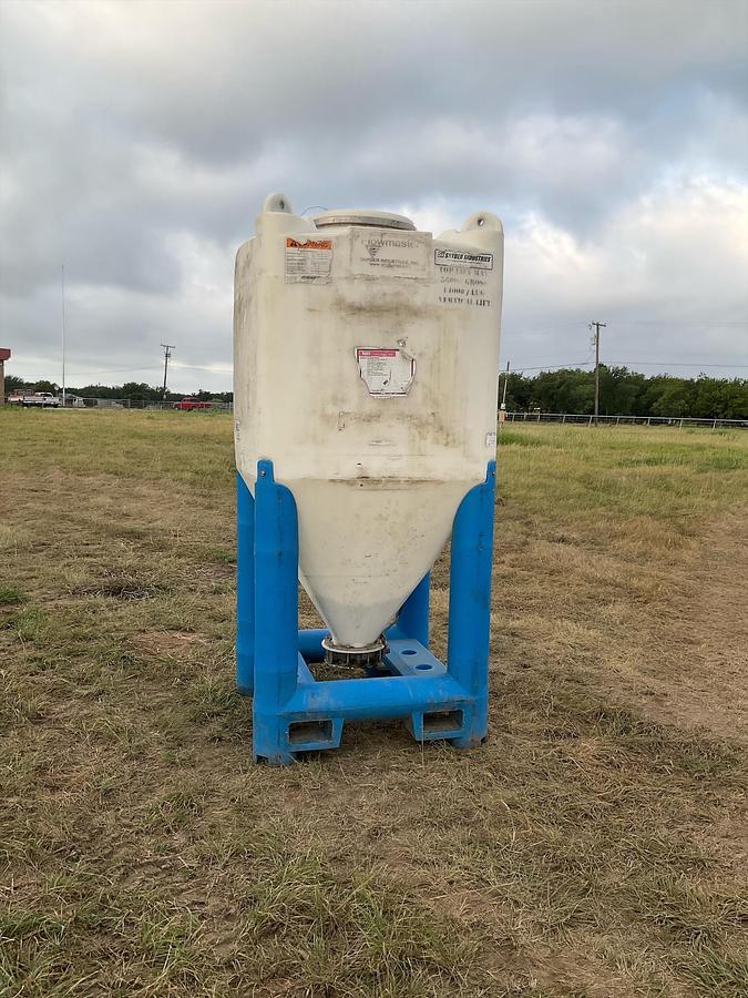 Used Snyder Flow Master Hopper