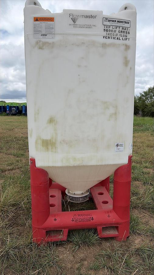 Used Snyder Flow Master Hopper