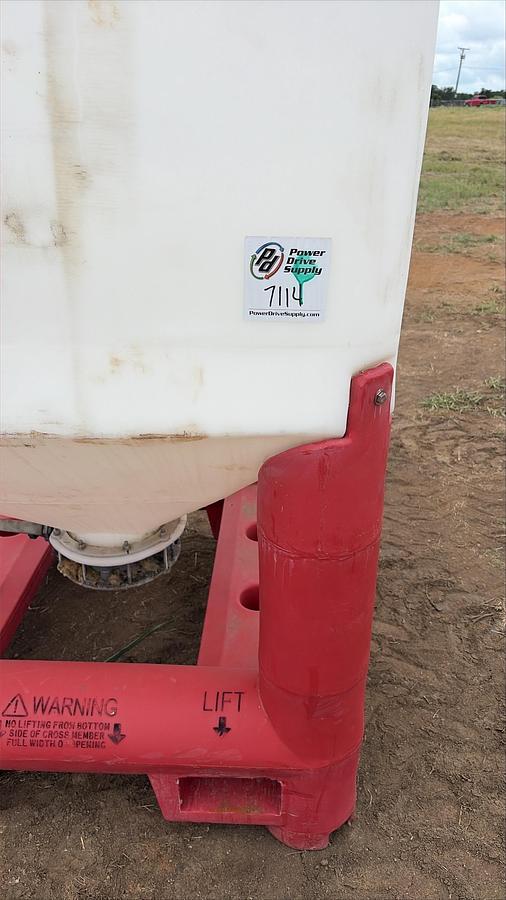 Used Snyder Flow Master Hopper 