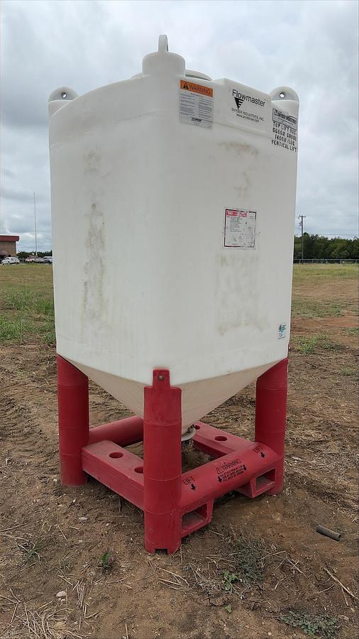 Used Snyder Flow Master Hopper