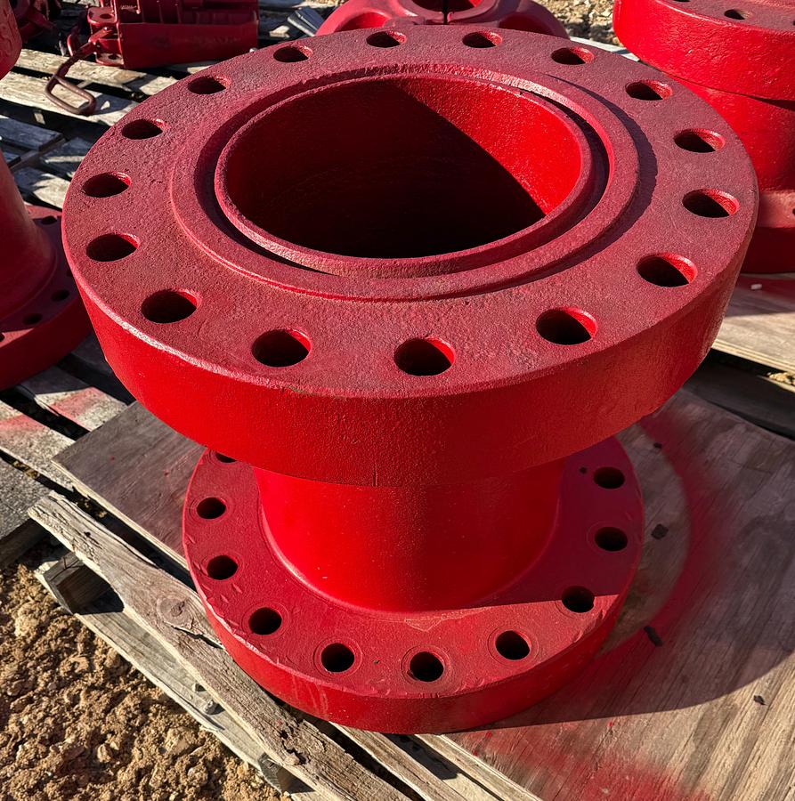 Used 13 5/8" x 3' Wellhead Spacer Spool