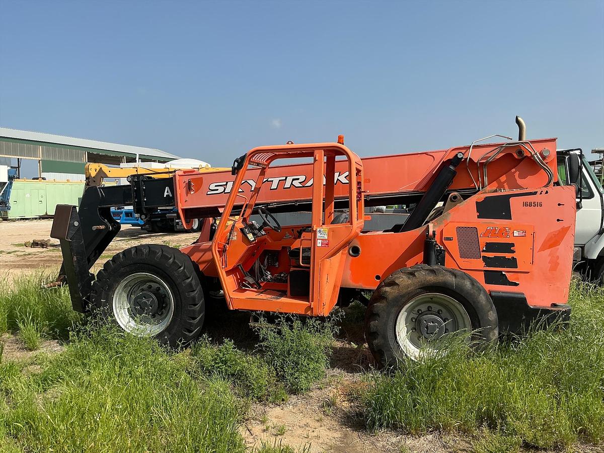 Used JLG Sky Trak 10042Telehandler