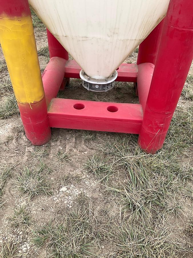 Used Snyder Flow Master Hopper