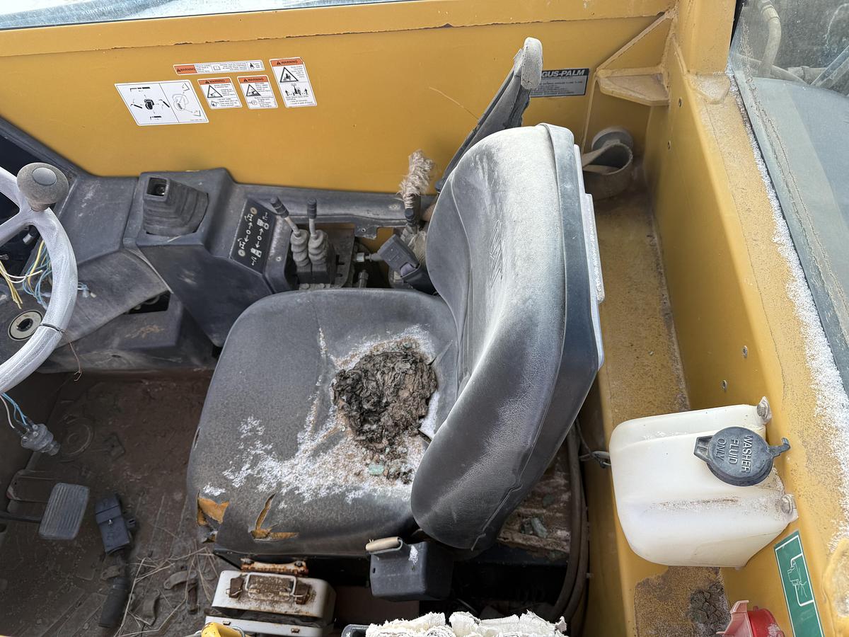 Used 2007 Cat TL 1055 Telehandler (Parts) 