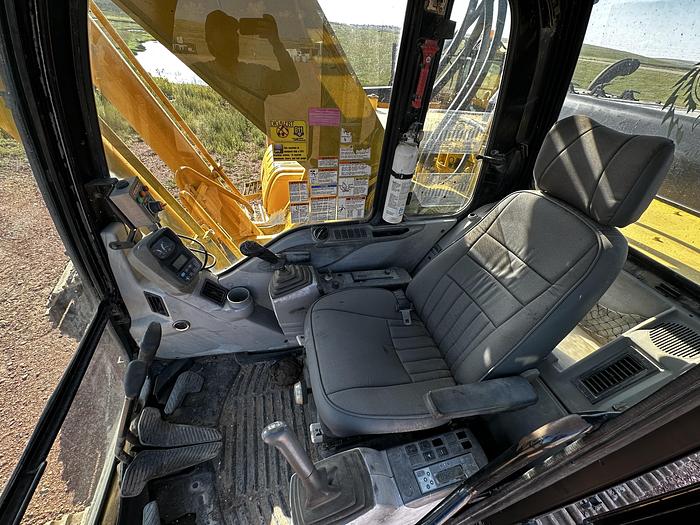 Used 2006 Kobelco SK480 With Hydraulic Quick Coupler