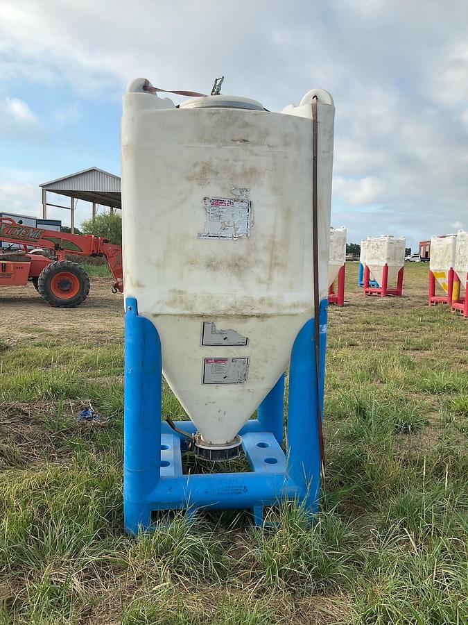 Used Snyder Flow Master Hopper