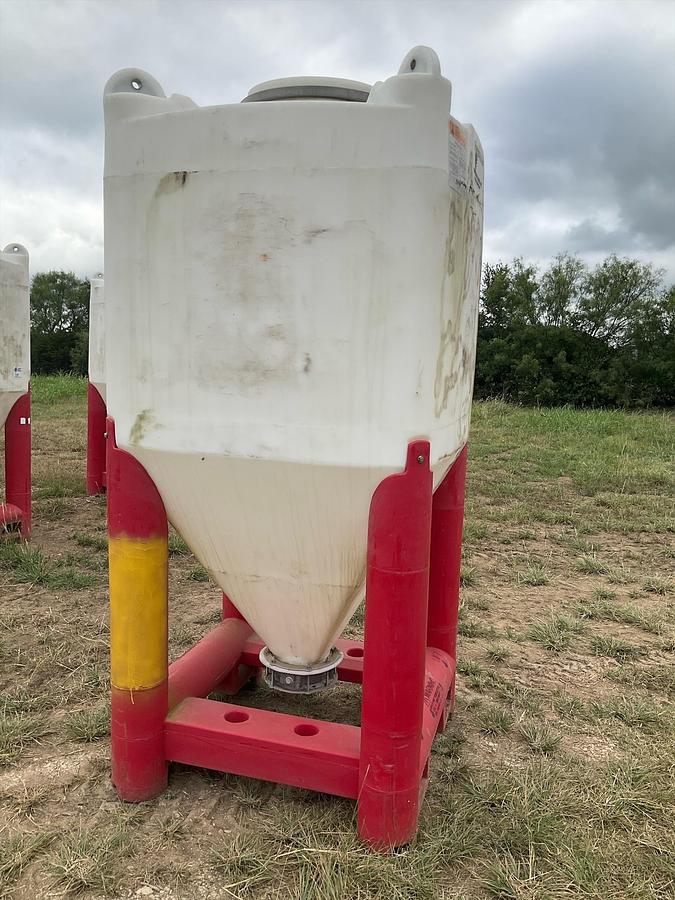 Used Snyder Flow Master Hopper