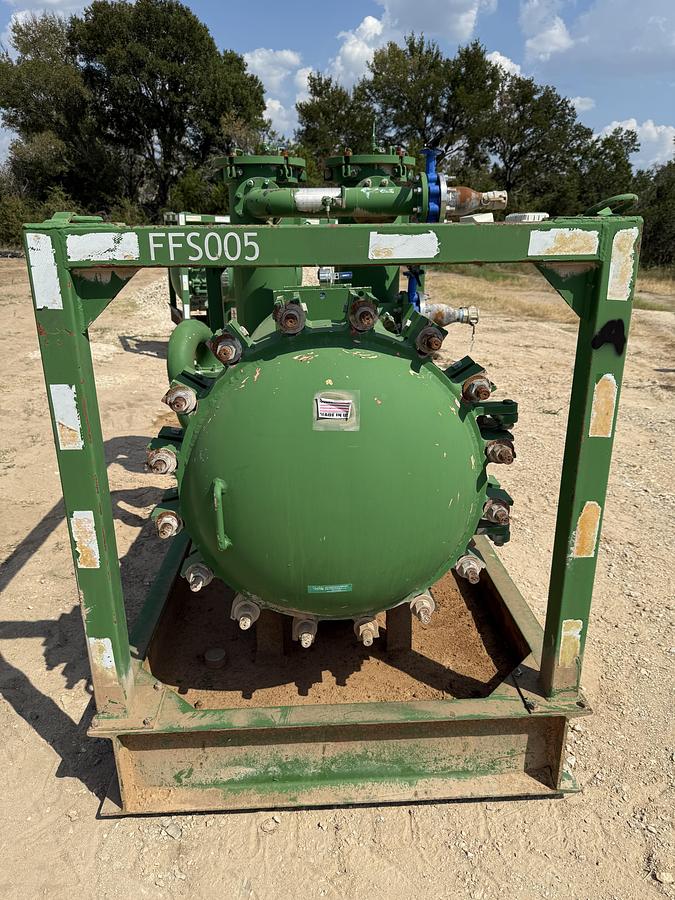 Used Facet HCS-738-236-FM Liquid Fuel Filter/Separator