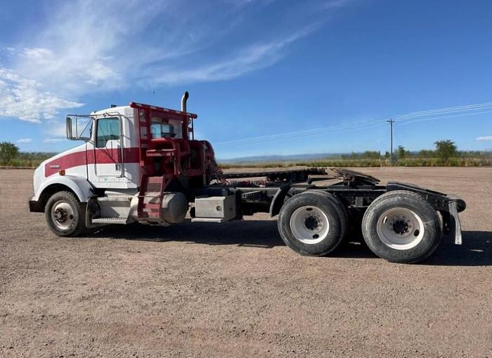Used 2001 Kenworth T800 Winch Truck
