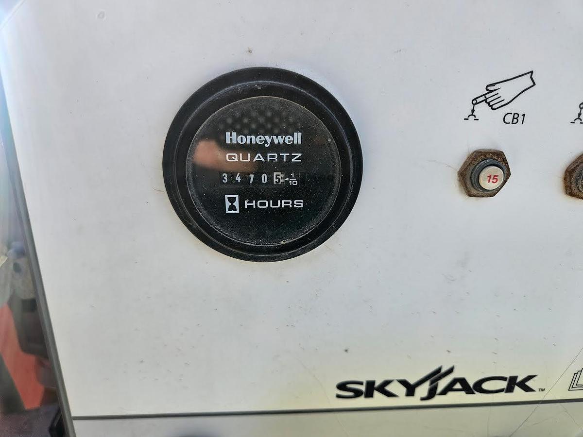 Used 2014 Skyjack SJ45T Steed Industries