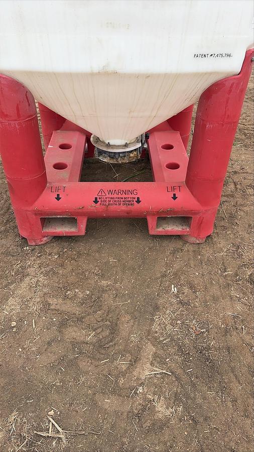 Used Snyder Flow Master Hopper 