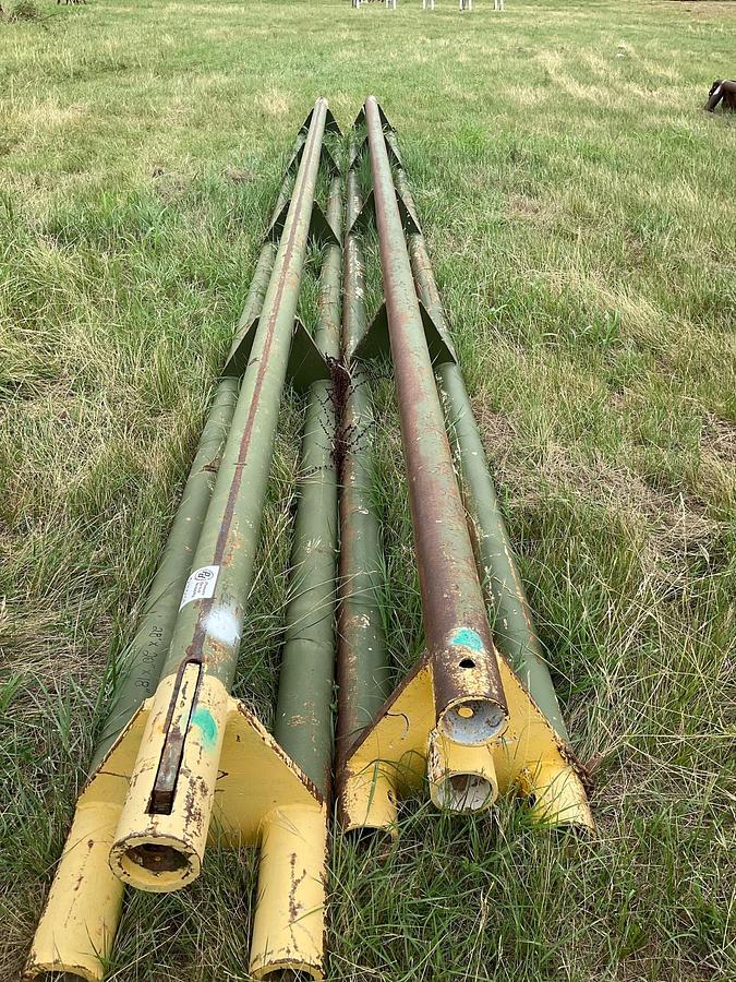 Used Pipe Racks – Set of 2