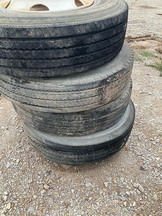 Used Michelin XZE2 Radial Tires (4)