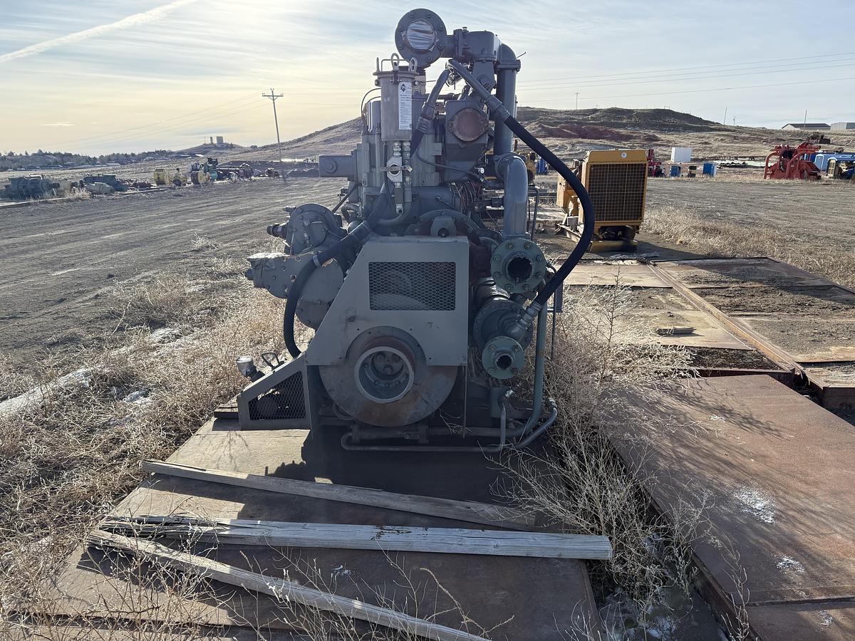 Used 2001 WAUKESHA F3524 GSI Diesel Engine