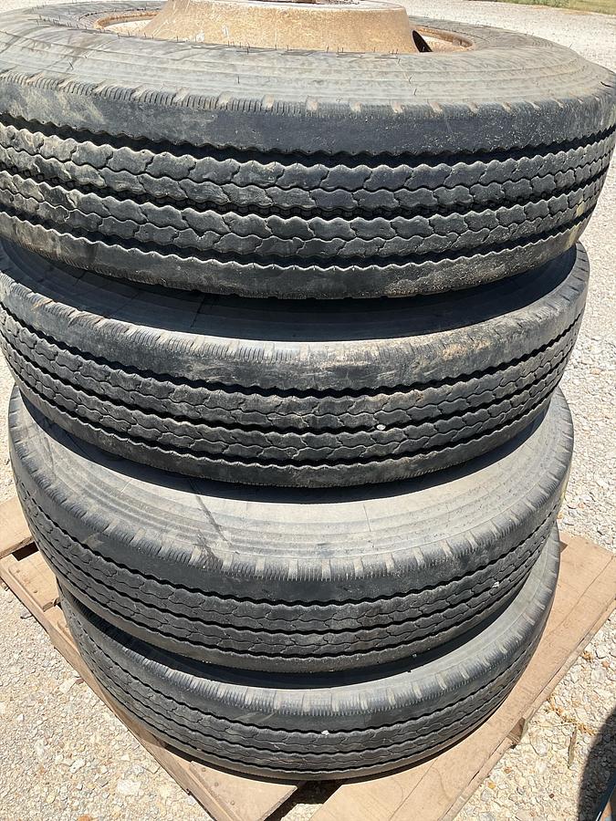 Used Firestone F5560