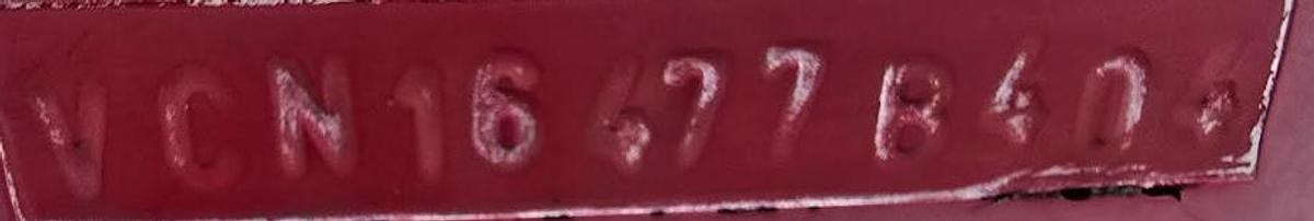 Used 2004 Caravelle Boat w/Trailer, 17' Fiberglass Hull